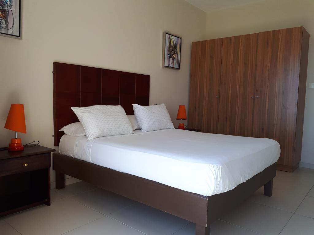 Riva Bella Appartement Port Louis Buitenkant foto
