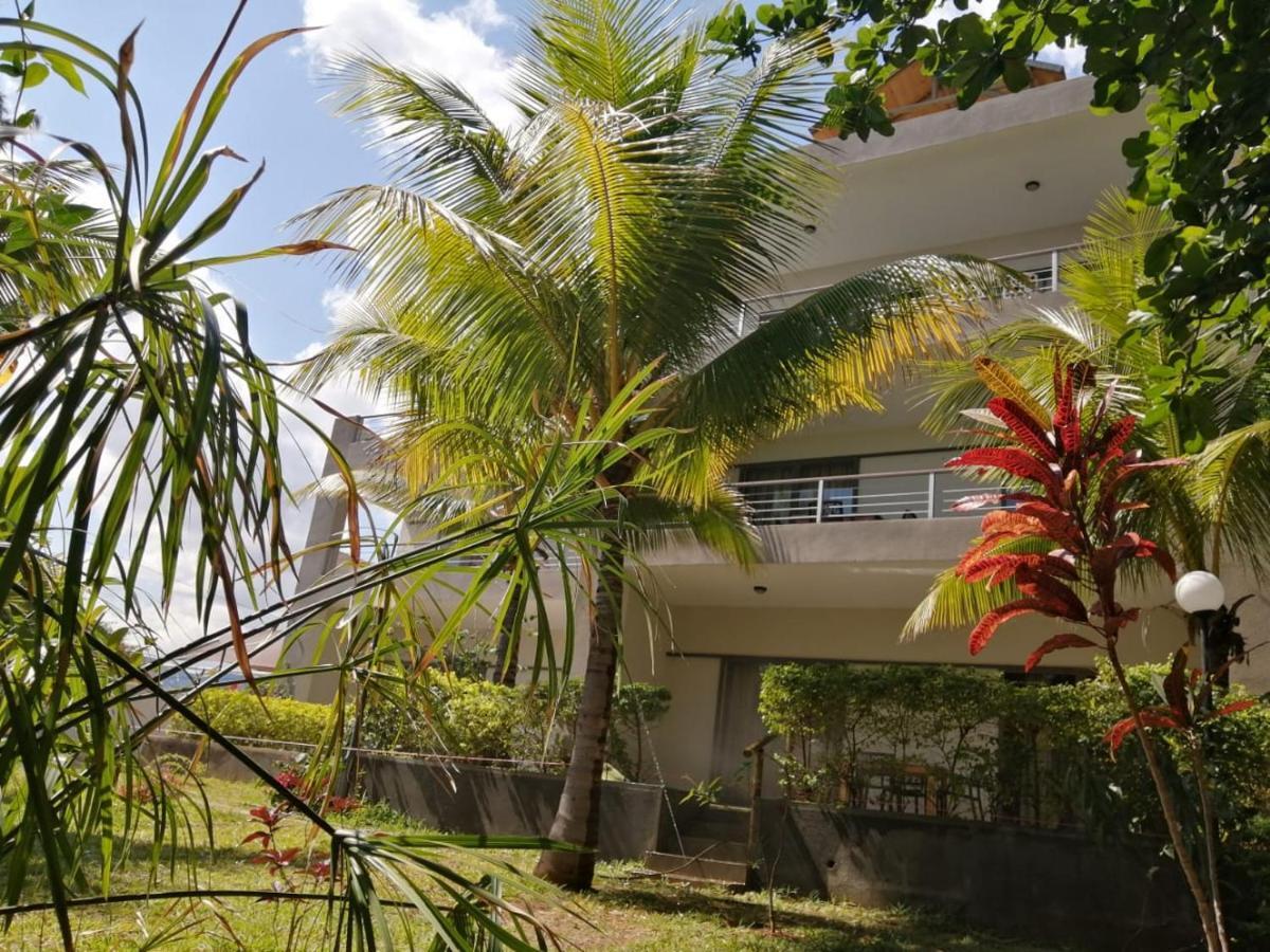 Riva Bella Appartement Port Louis Buitenkant foto