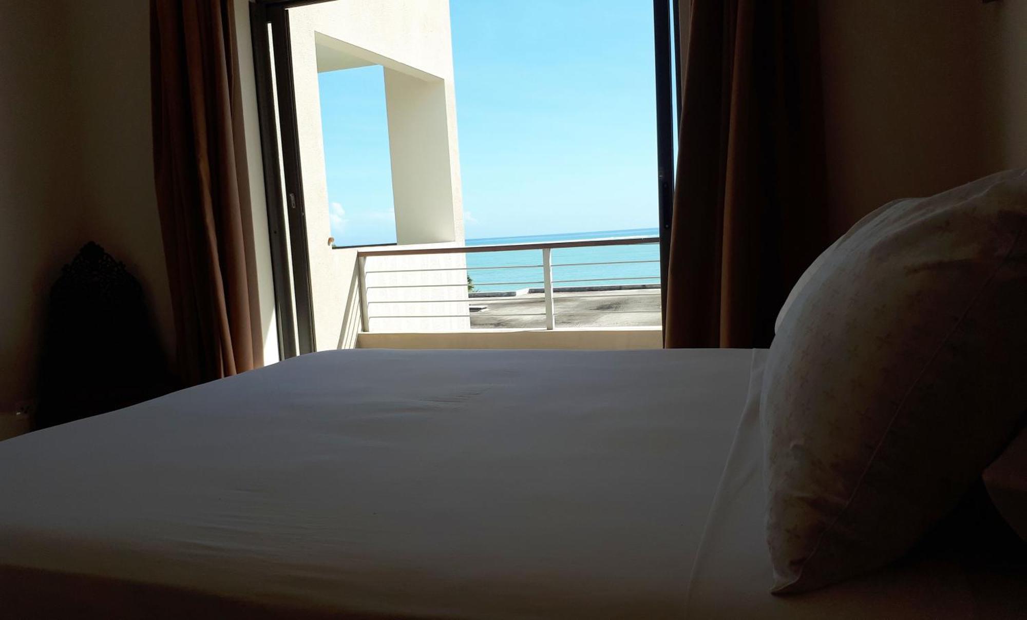 Riva Bella Appartement Port Louis Buitenkant foto