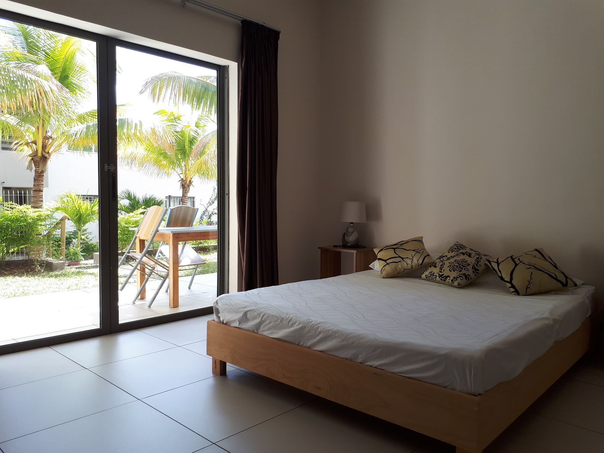 Riva Bella Appartement Port Louis Buitenkant foto